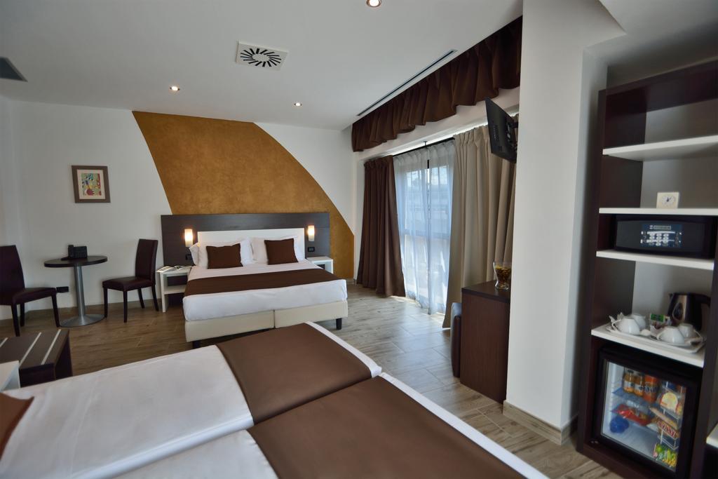 Hotel Luxor Florence Luaran gambar