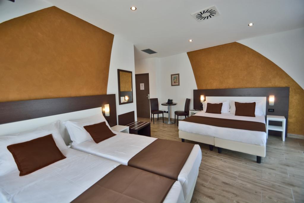 Hotel Luxor Florence Luaran gambar