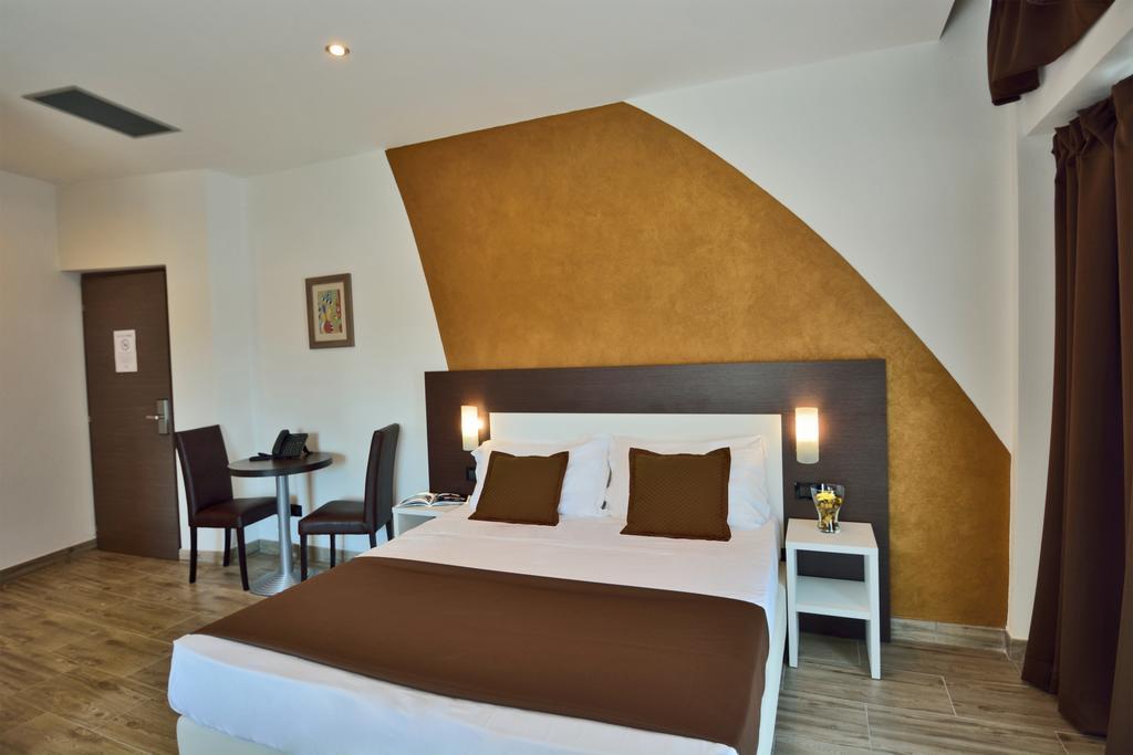 Hotel Luxor Florence Luaran gambar